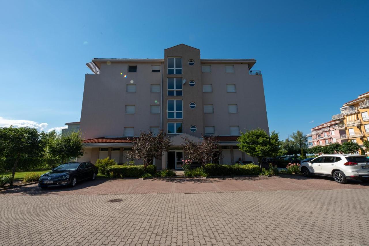 Lakeside Family Apartment Σίοφοκ Εξωτερικό φωτογραφία